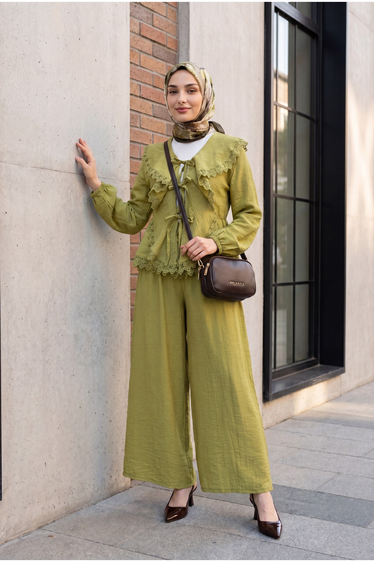 Strawberry Set with Lace Detail and Front Tie-Up Pants -Oil Green