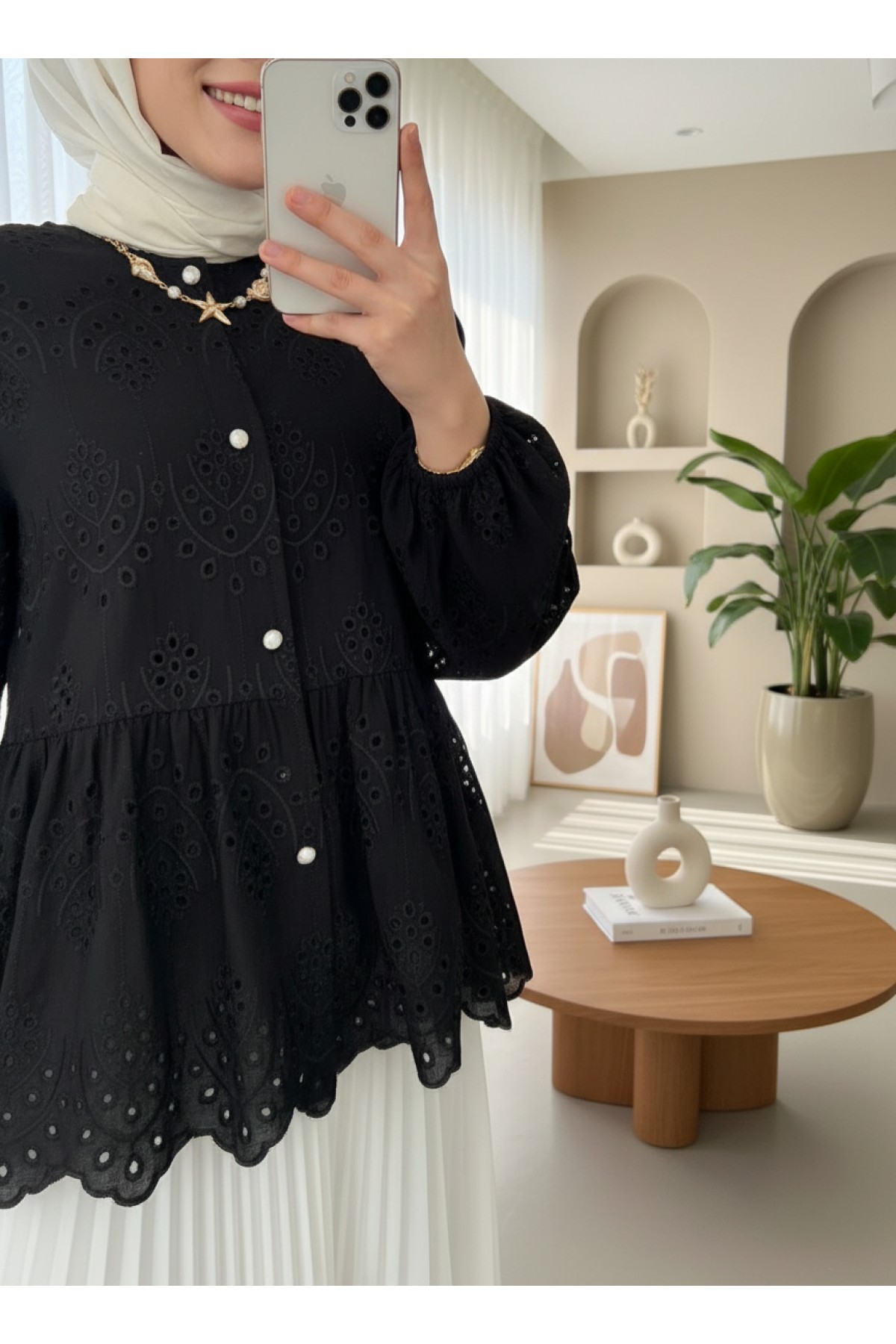 Elastic Sleeve Openwork Buttoned Lined Shirt -Black