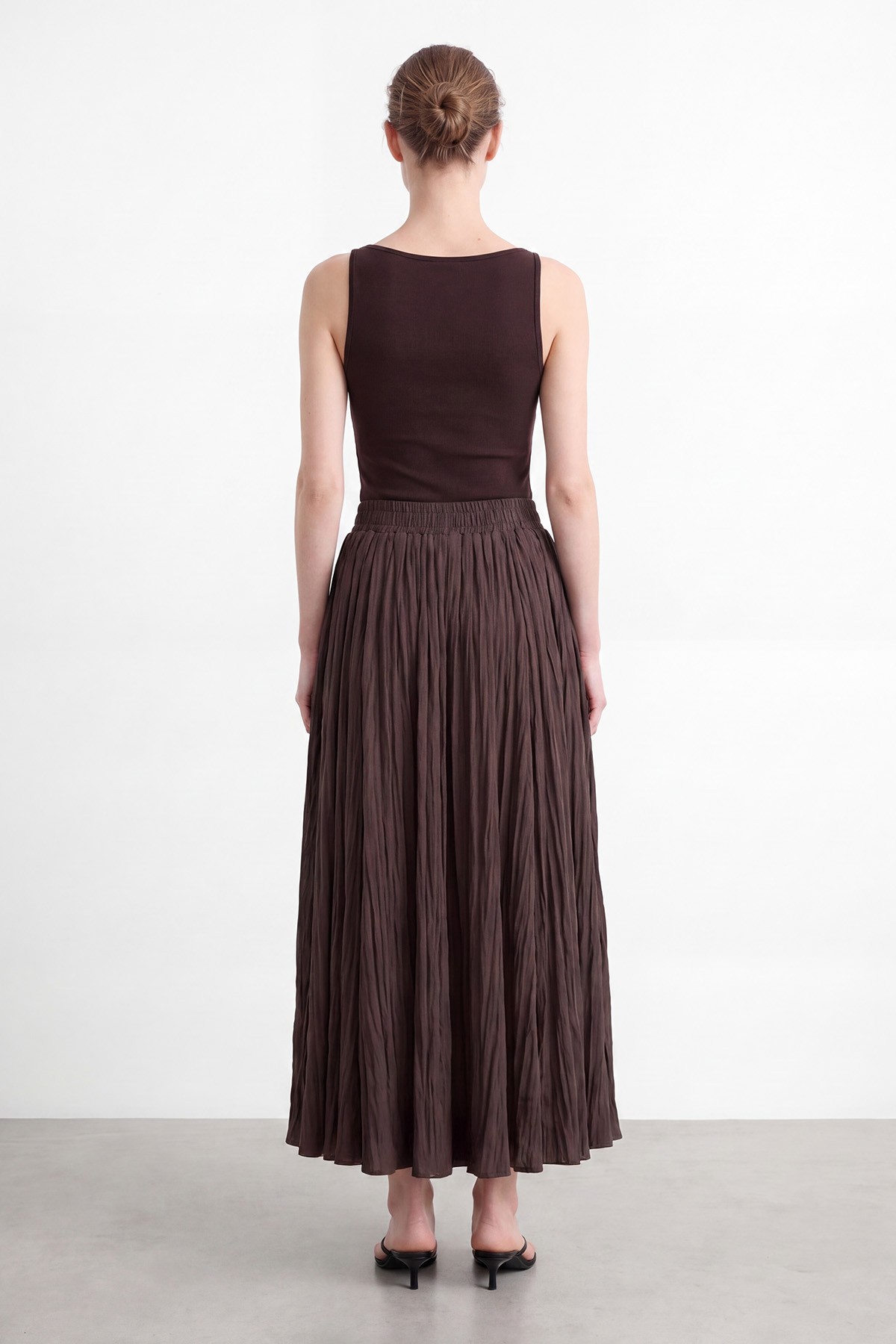Women's Elastic Waist Crinkle Maxi Skirt 
