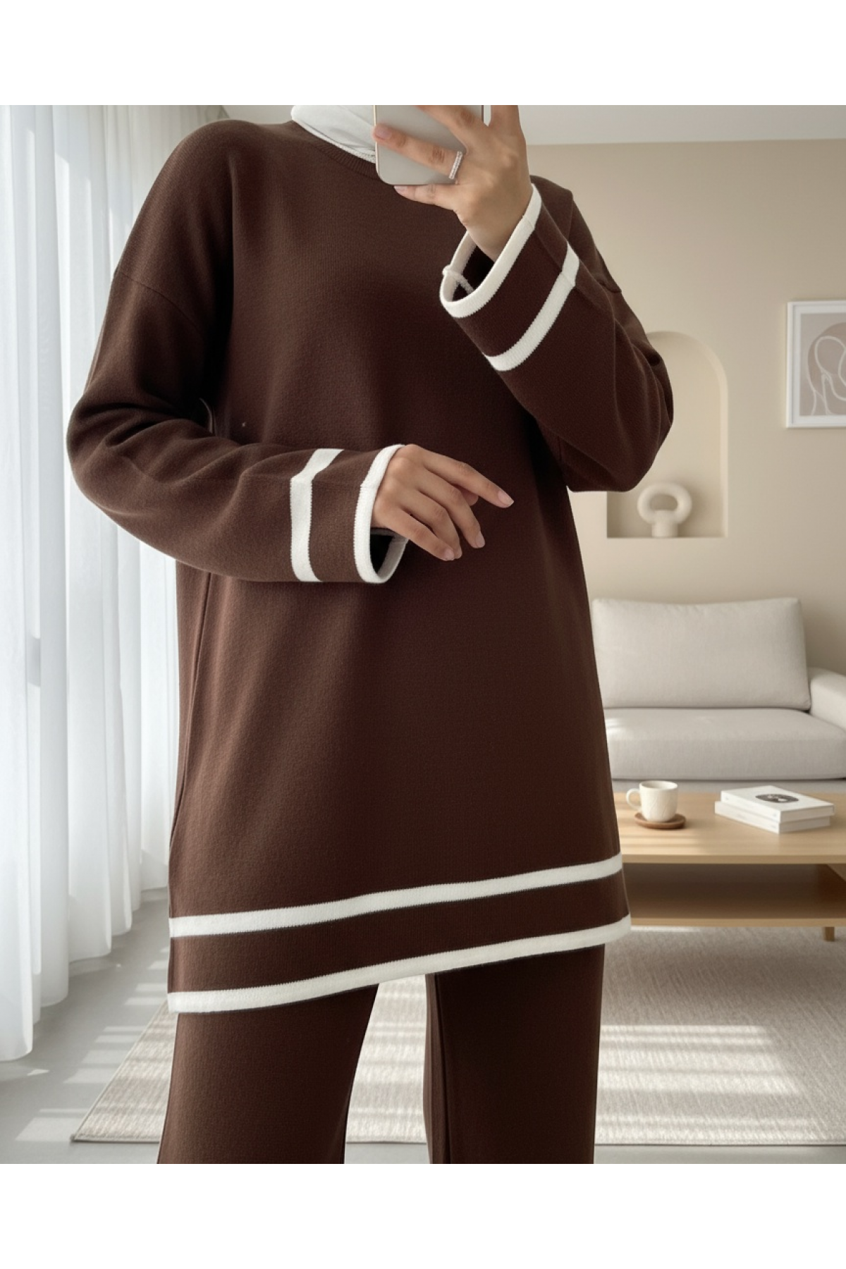 Double Knitwear Set with Striped Cuffs -Brown