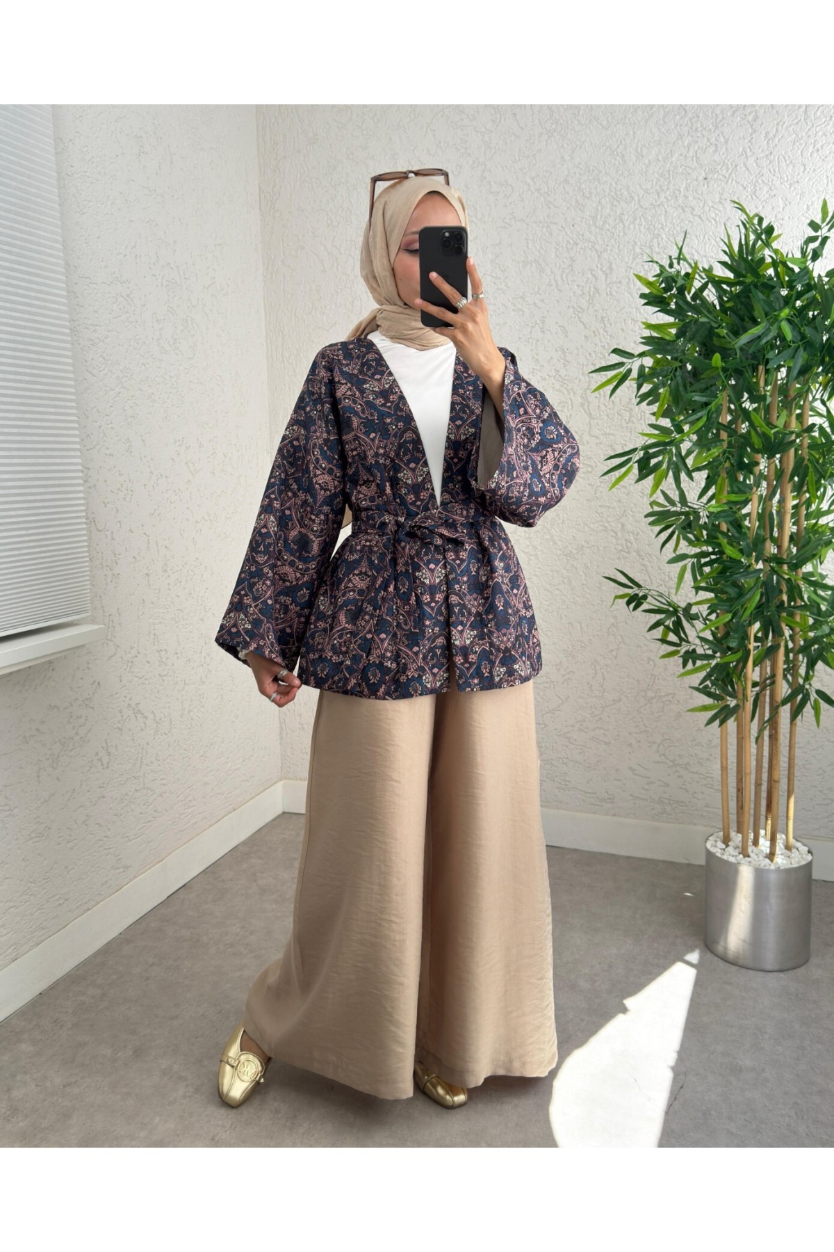 Dijital Baskılı Beli Kemerli Kapitone Kimono -Laci