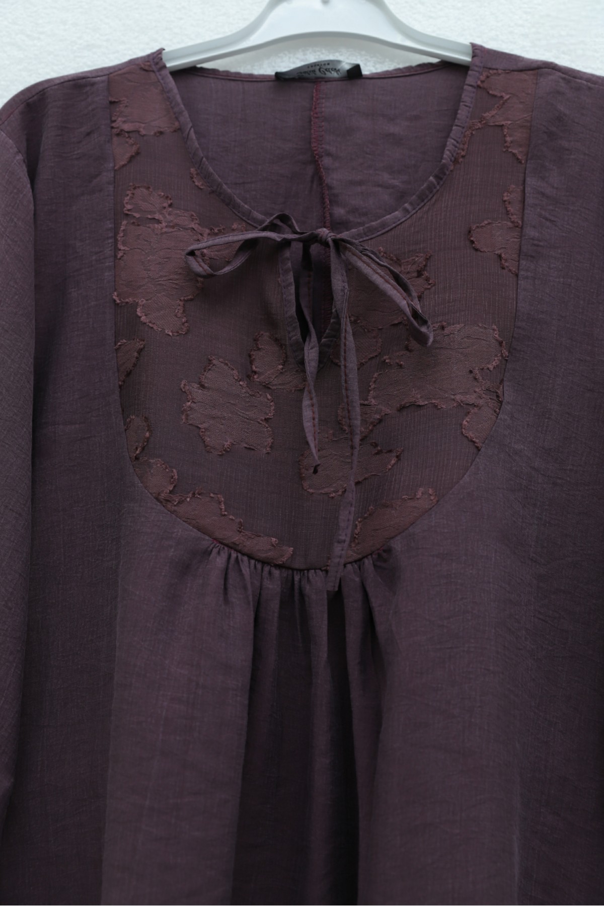 Modal Tunic with Tie Neckline and Elasticated Sleeves -Damson