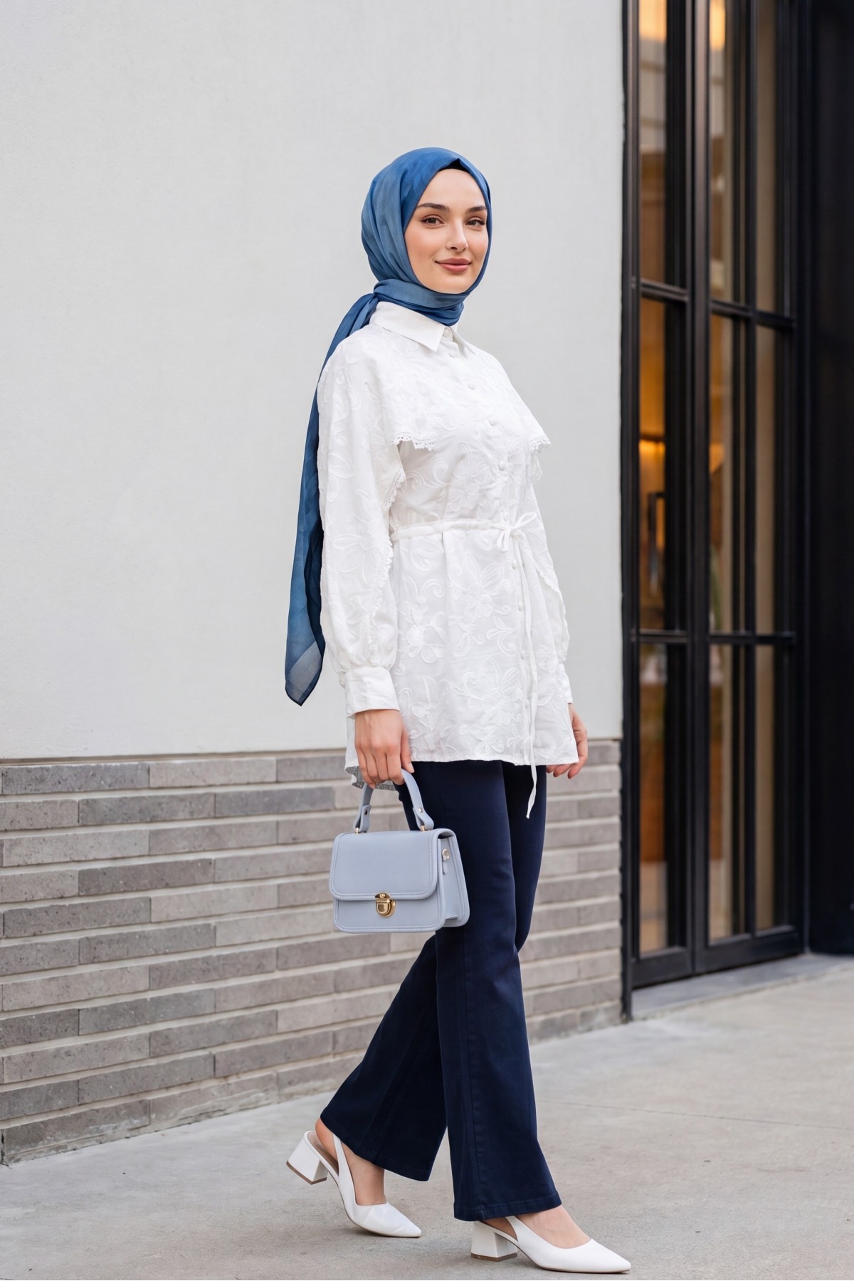 Lace-Detailed Embroidered, Belted, Lined Thin Linen Tunic -White