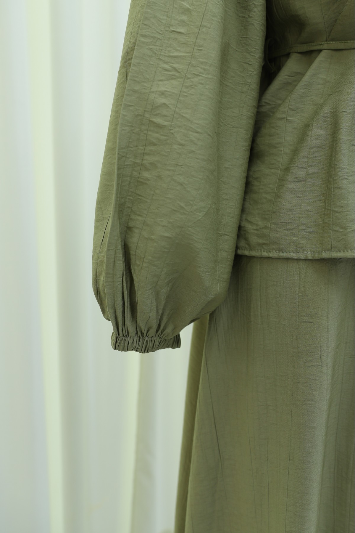 Strawberry Style Skirt Set with Ruffled Front, Elasticated Sleeves, and Belted Waist -Cagla Green