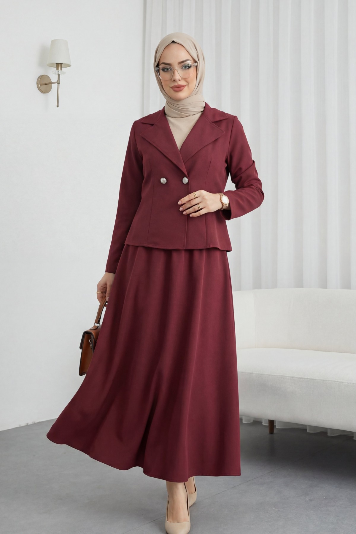 Double-front buttoned, double-breasted collar jacket and skirt set (double crepe). -Maroon