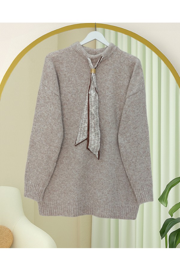 Soft Knitted Sweater with Scarf    -Light Mink