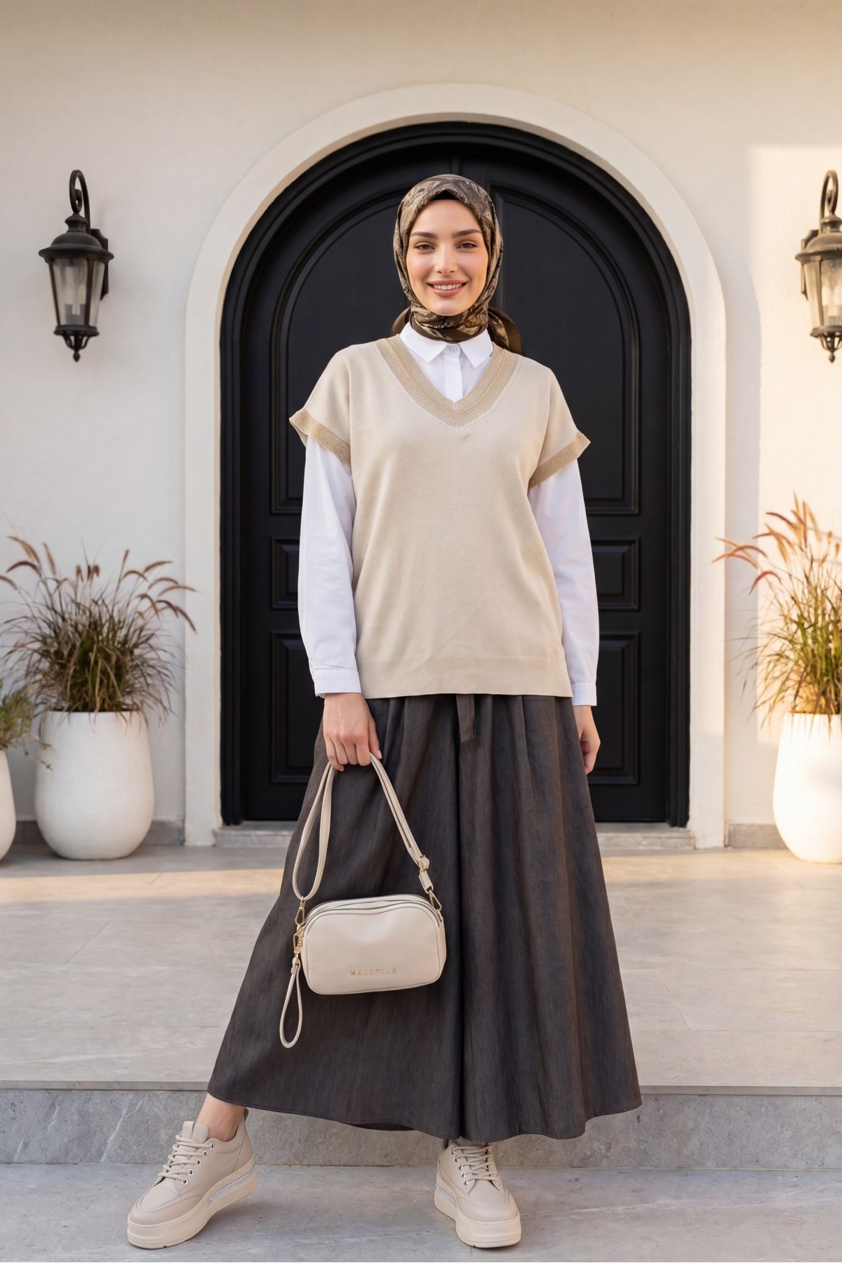 V-Neck Short Sleeve Knitted Tunic with Glittery Sleeves and Collar -Stone