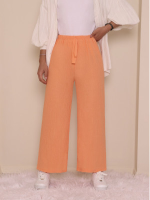 Lace Detail Loose Trousers     -apricot color