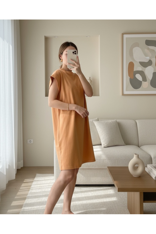 تي شيرت نسائي أساسي بدون أكمام