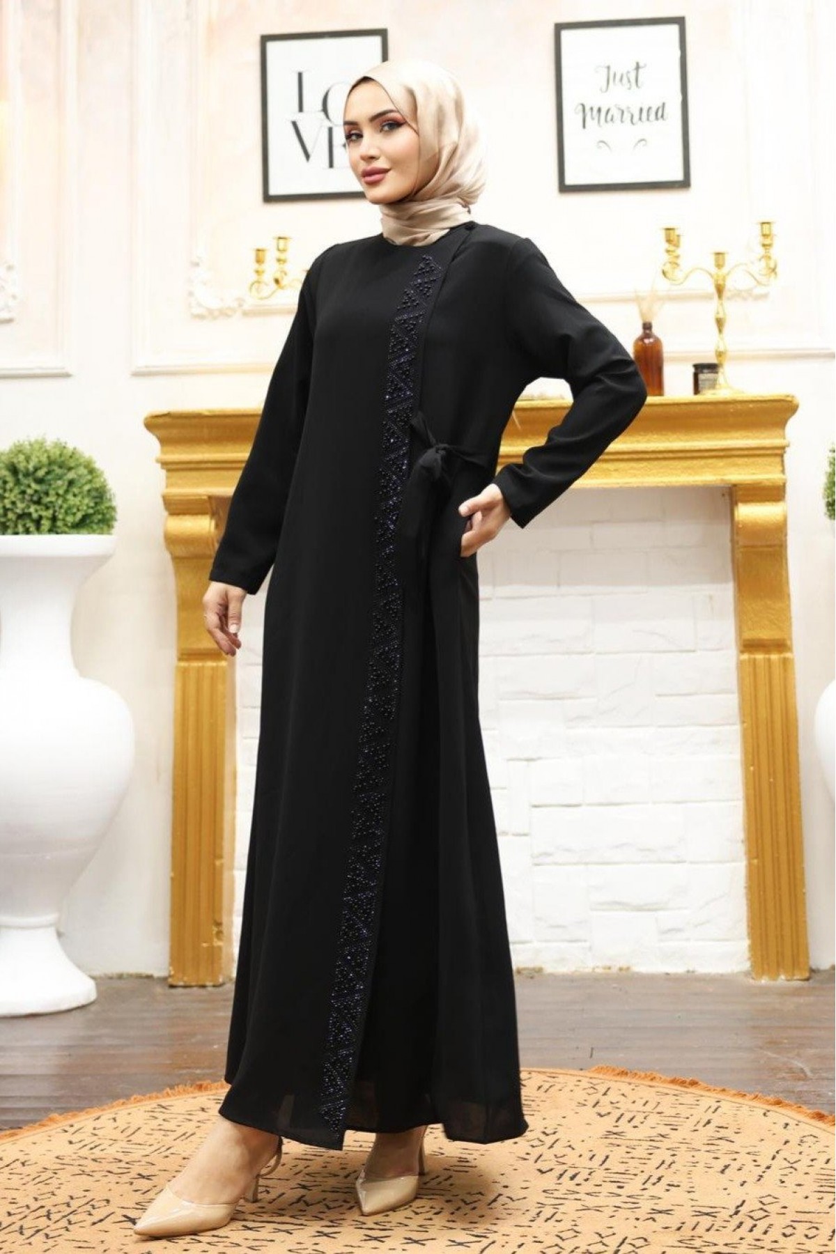 Double Layer Side Tie Abaya with Stone Detail on the Front -Black