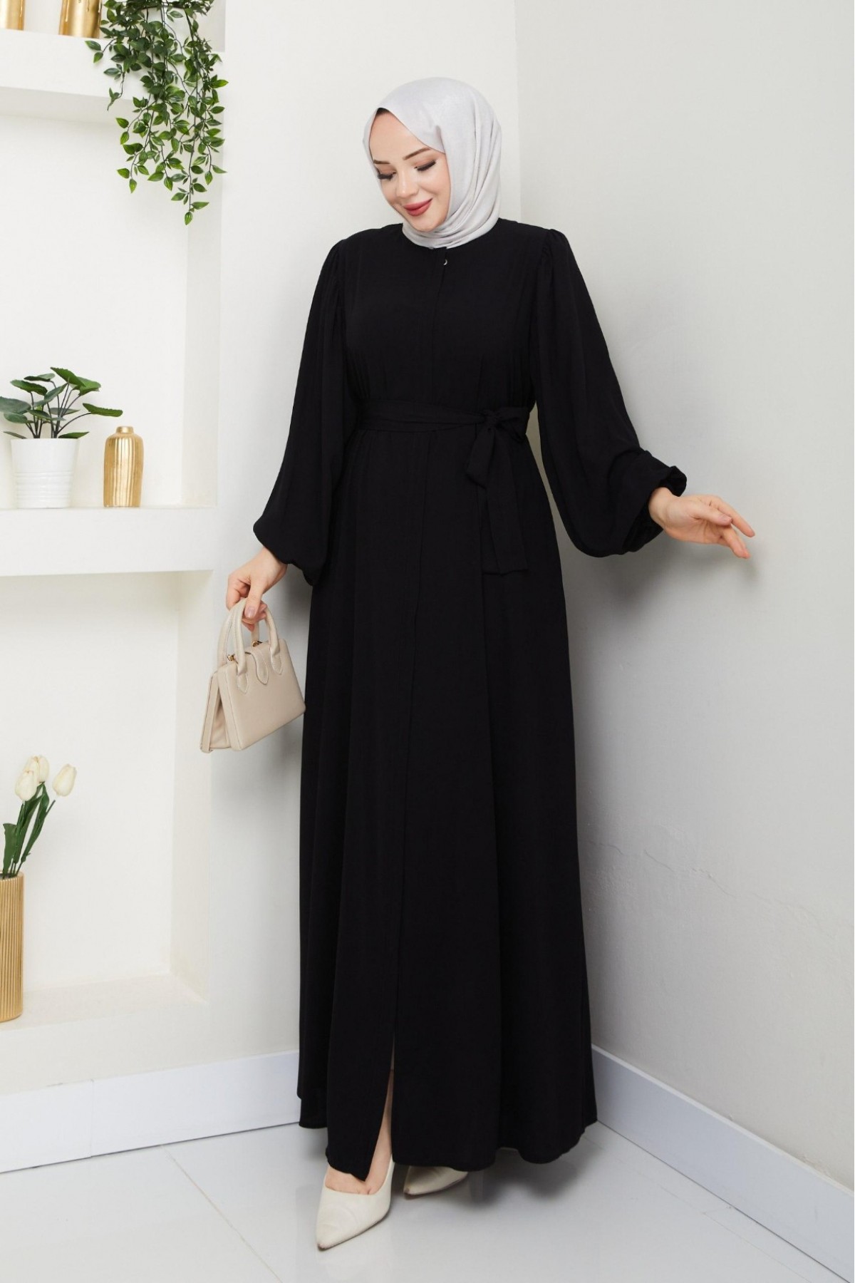Elasticated Sleeves, Tied Waist, Zippered Abaya -Black
