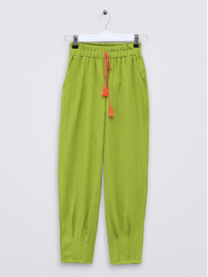 Paçası Pens Dikişli Bağcık Detaylı Pantolon -F.Yeşili
