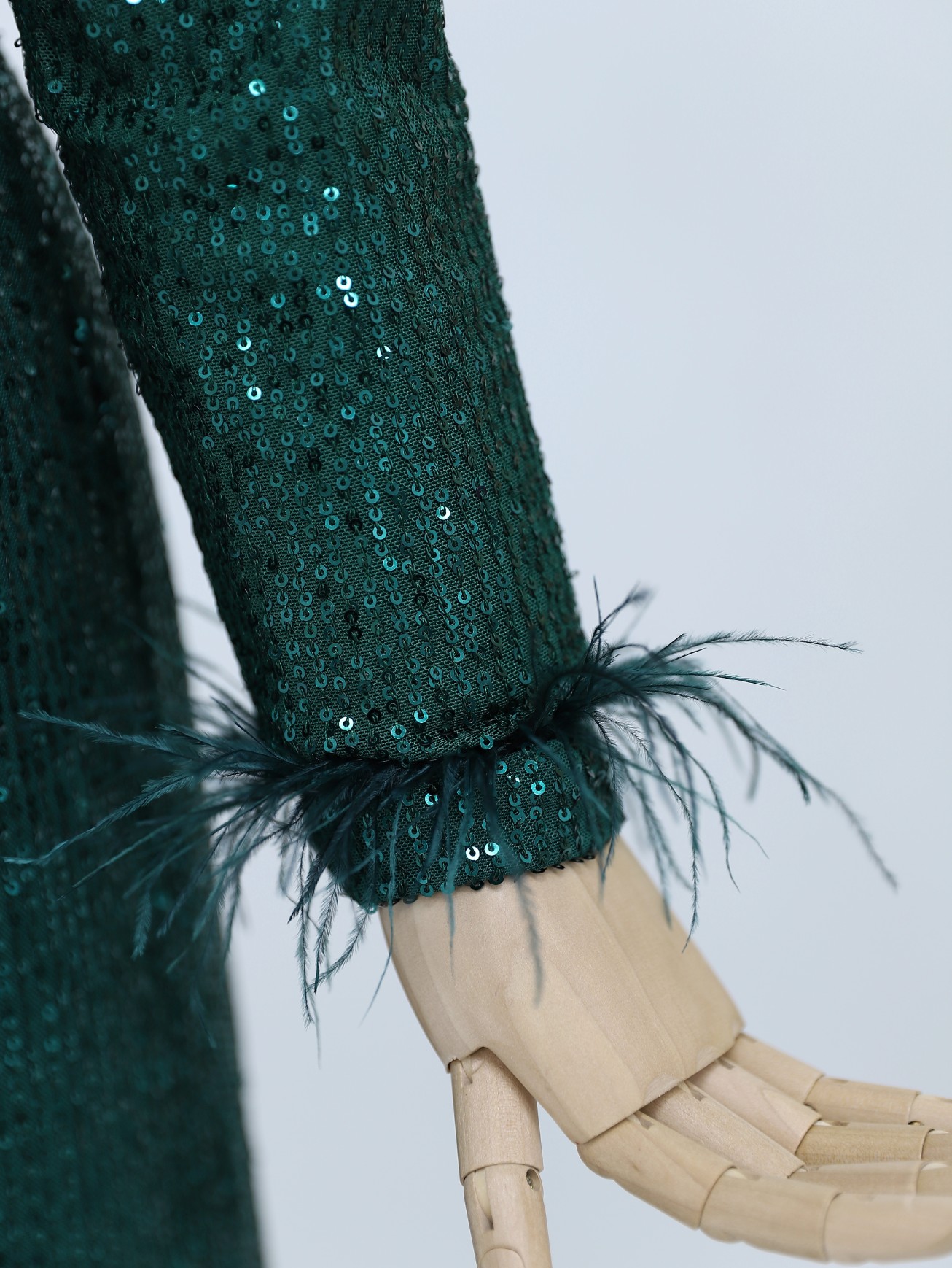 Sleeve Feather Detailed Belted Sequin Sequin Evening Dress Sleeve Feather Detailed Belted Sequin Sequin Evening Dress