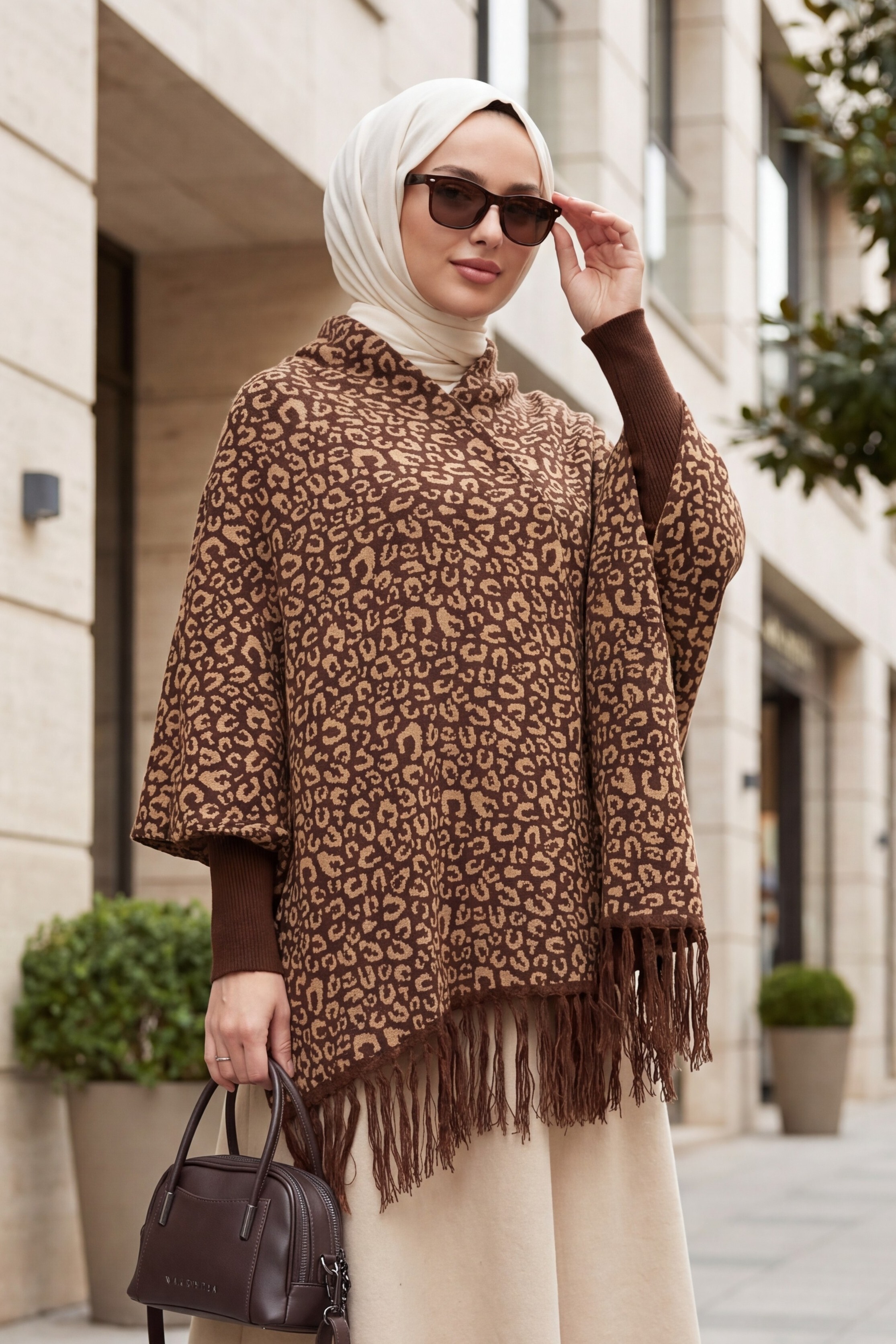 Leopar Püsküllü Triko Panço | Podyumplus